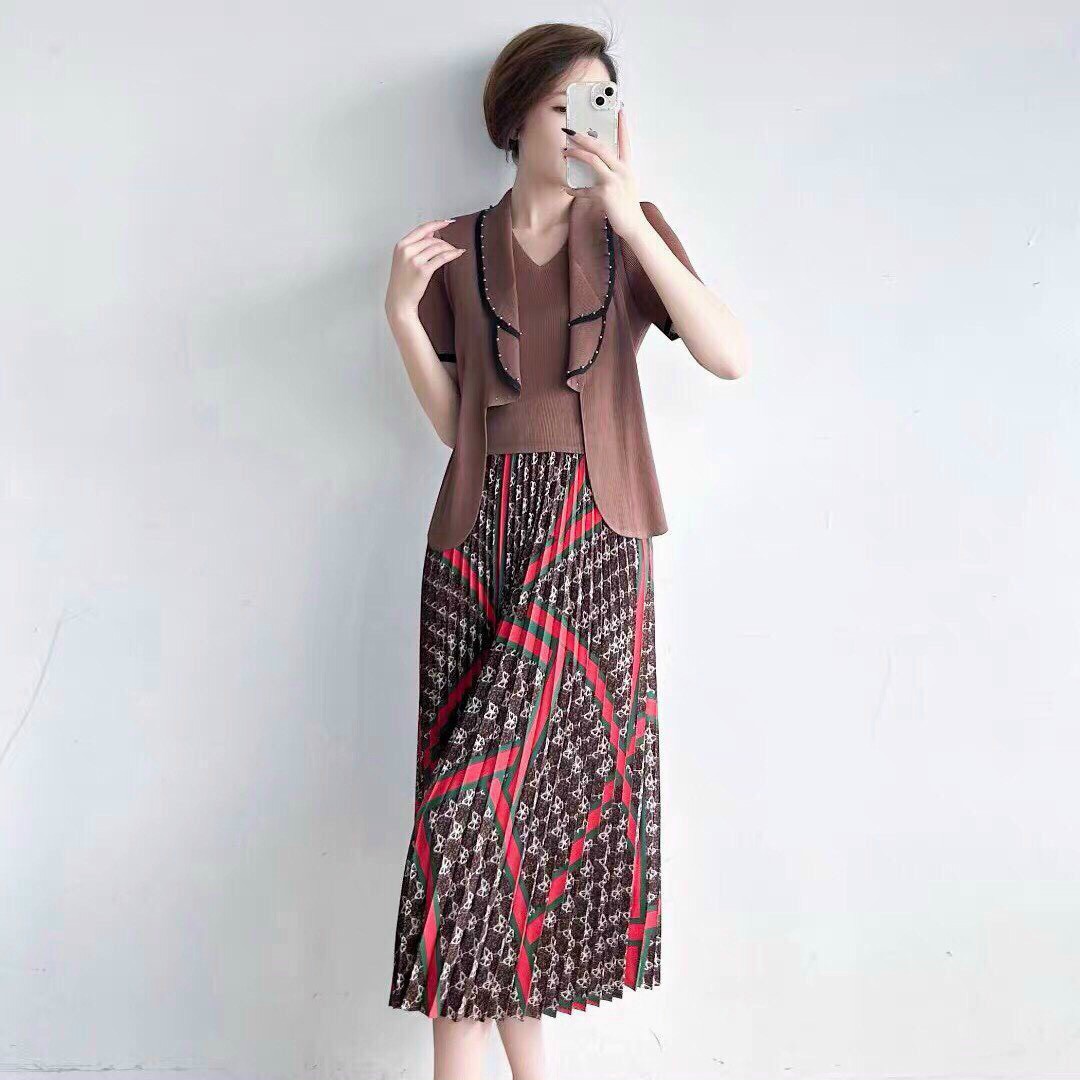 ĐẦM DẬP LY ÁO CHOÀNG LIỀN